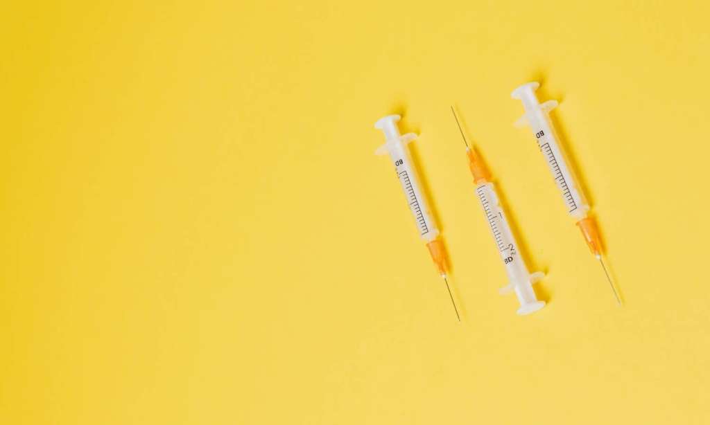 vaccine misinformation media doctors