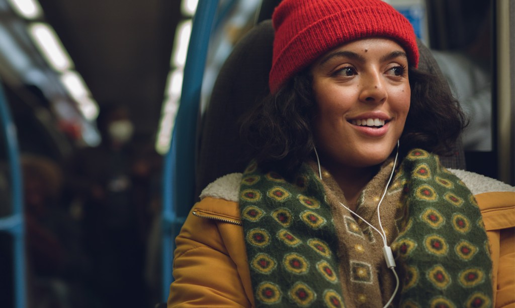 Cora Kirk as Hayley in "Your Christmas or Mine?"