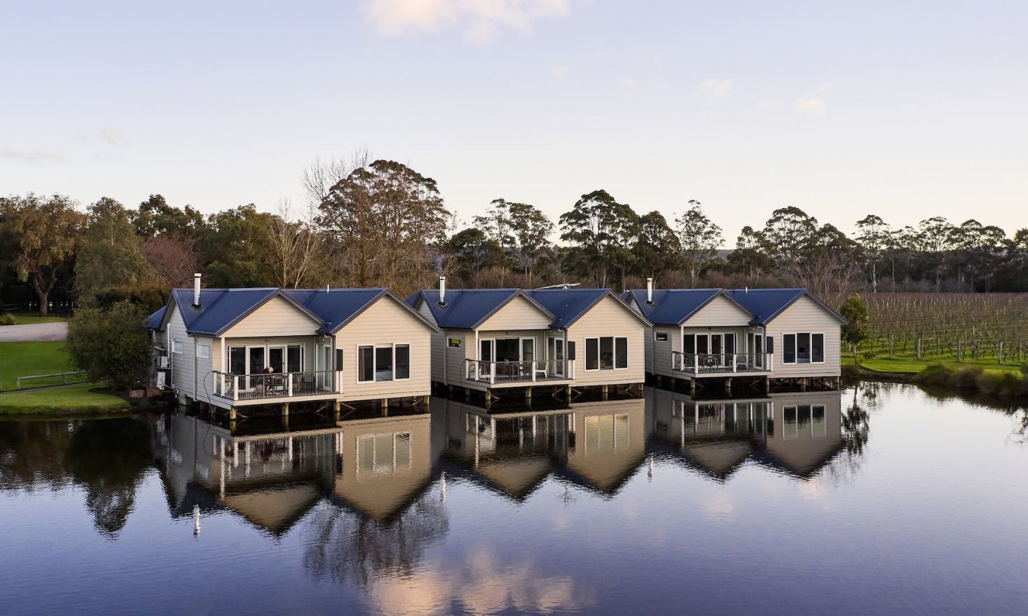 winery accommodation victoria