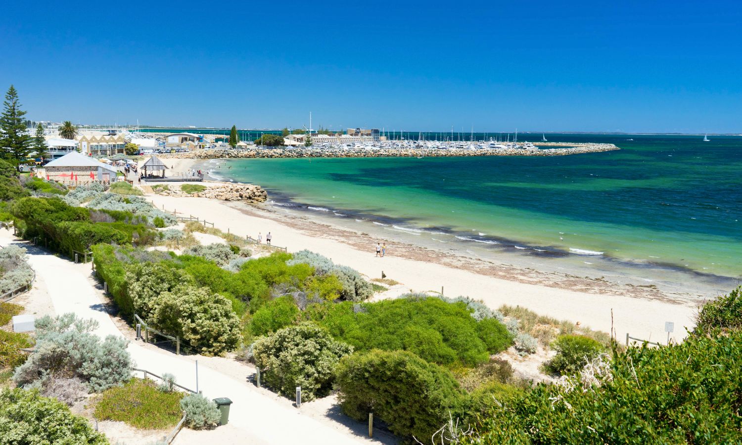 an image of one of the best beaches in western australia