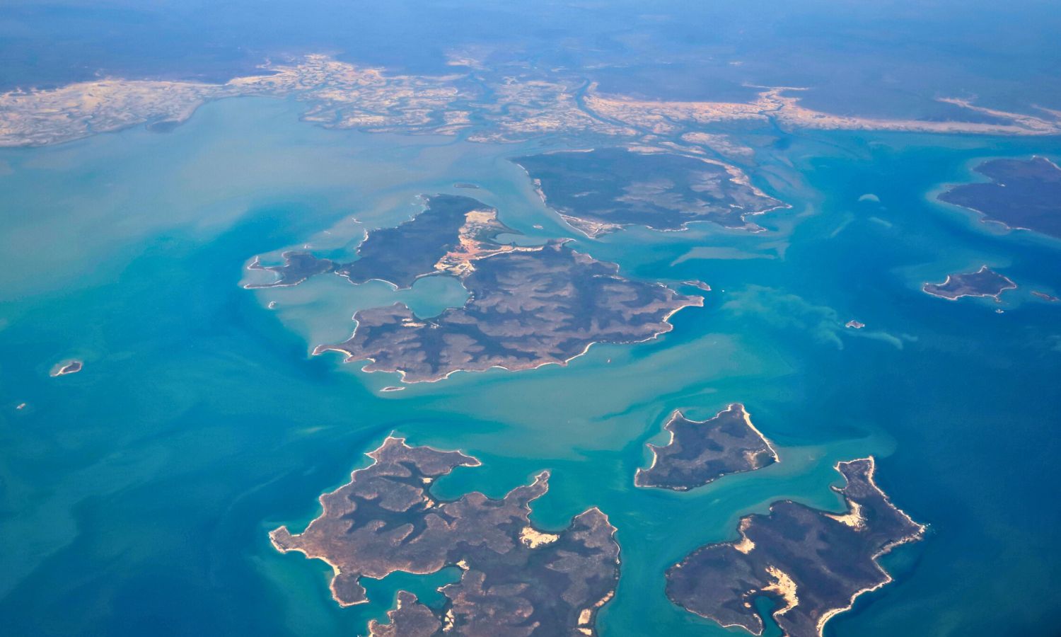 An image of one of the best beaches in the northern territory