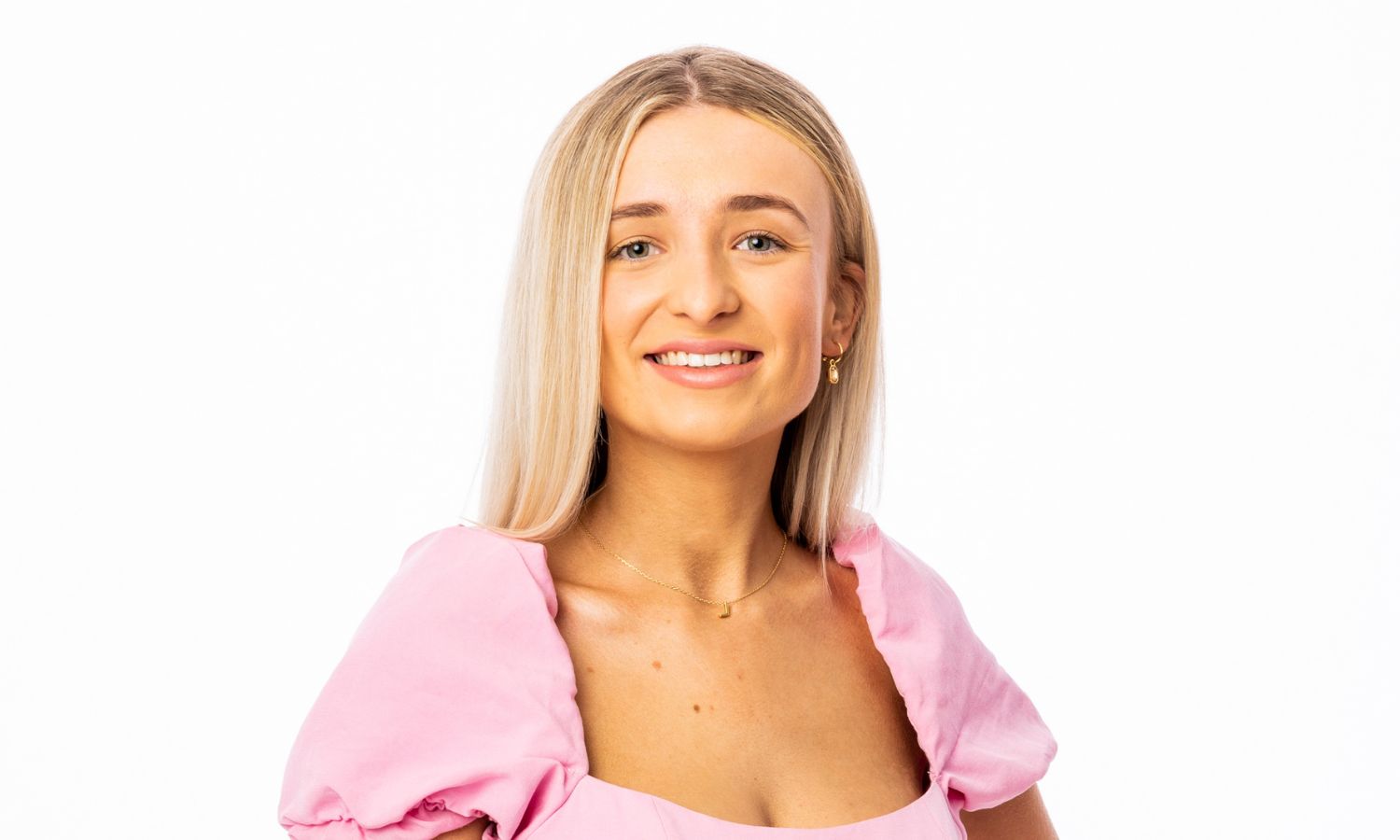 Farmer Wants a Wife 2024 Cast: Farmer Tom's ladies, Laura