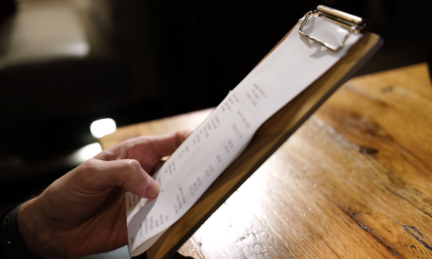 tipping australia restaurant